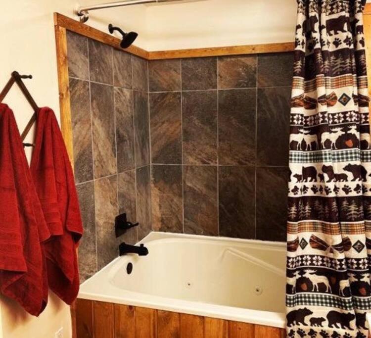 The Hideaway At Bear Mountain Log Cabins Юрика Спрингс Экстерьер фото